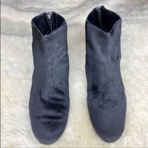 Theory Black Pony Hair Rear Zip Ankle Boot Size 10 - Picture 6 of 8